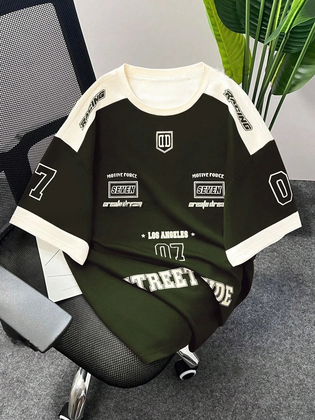 Short sleeved streetwear sports style men's sports round neck T-shirt quick drying comfortable and breathable