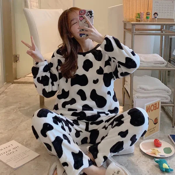 New Korean Style Loose-fit Thickened Sleepwear Coral Fleece Women's Autumn Winter Suit Cute Cow Print Flannel Homewear