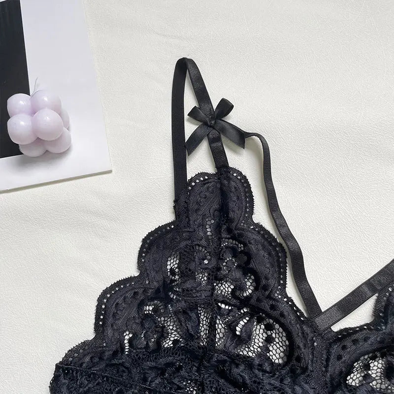 Fancy Erotic 3 Piece Luxury Underwear Erotic Lingerie Women Bra And Panty Garter Set Transparent Lace Bra Exotic Sets Sexy Kit