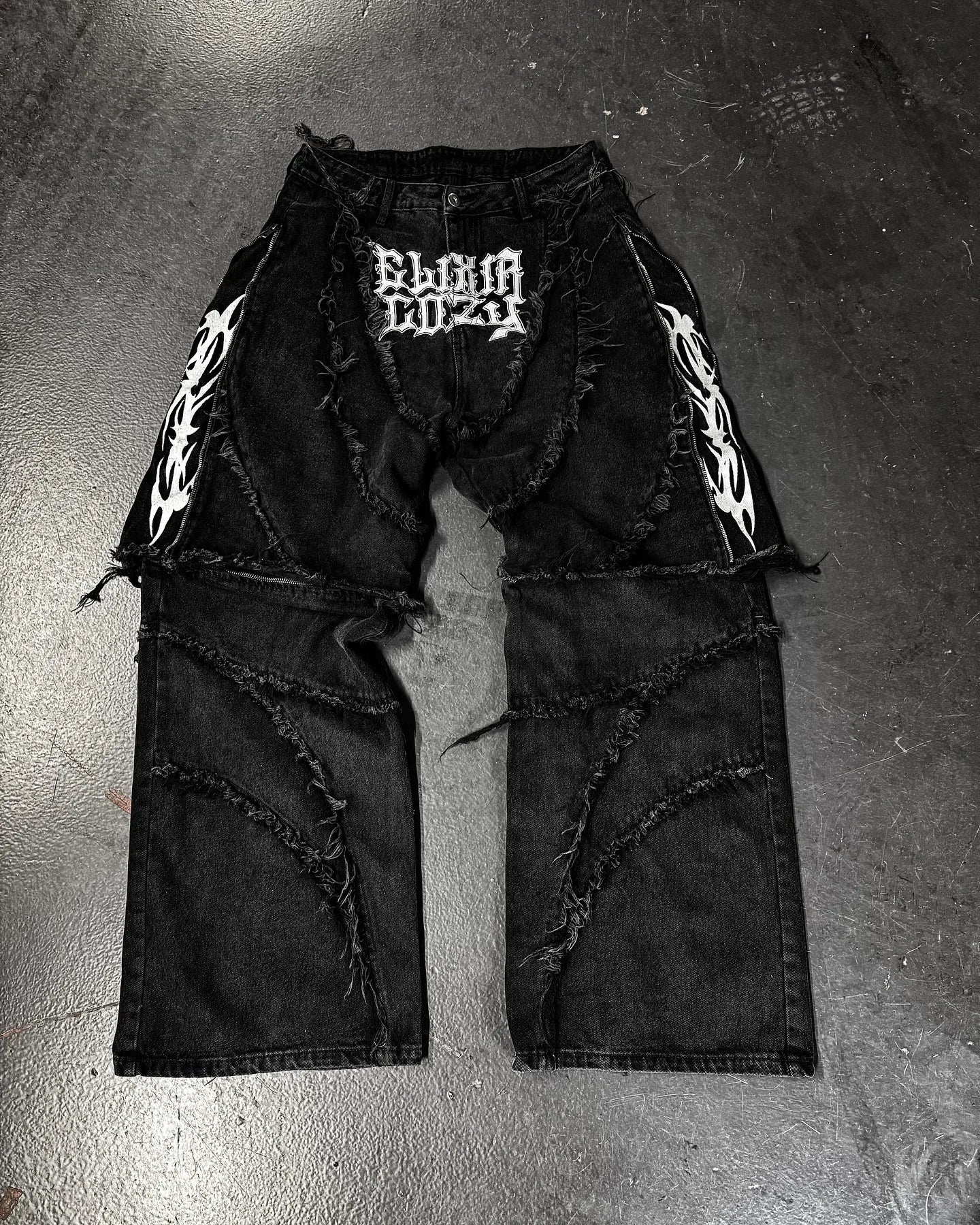 Y2k Patchwork Stripe Embroidery Fur Edge Jeans Fashion America Retro Zipper Splicing Baggy Jeans Punk Men Black Denim Pants