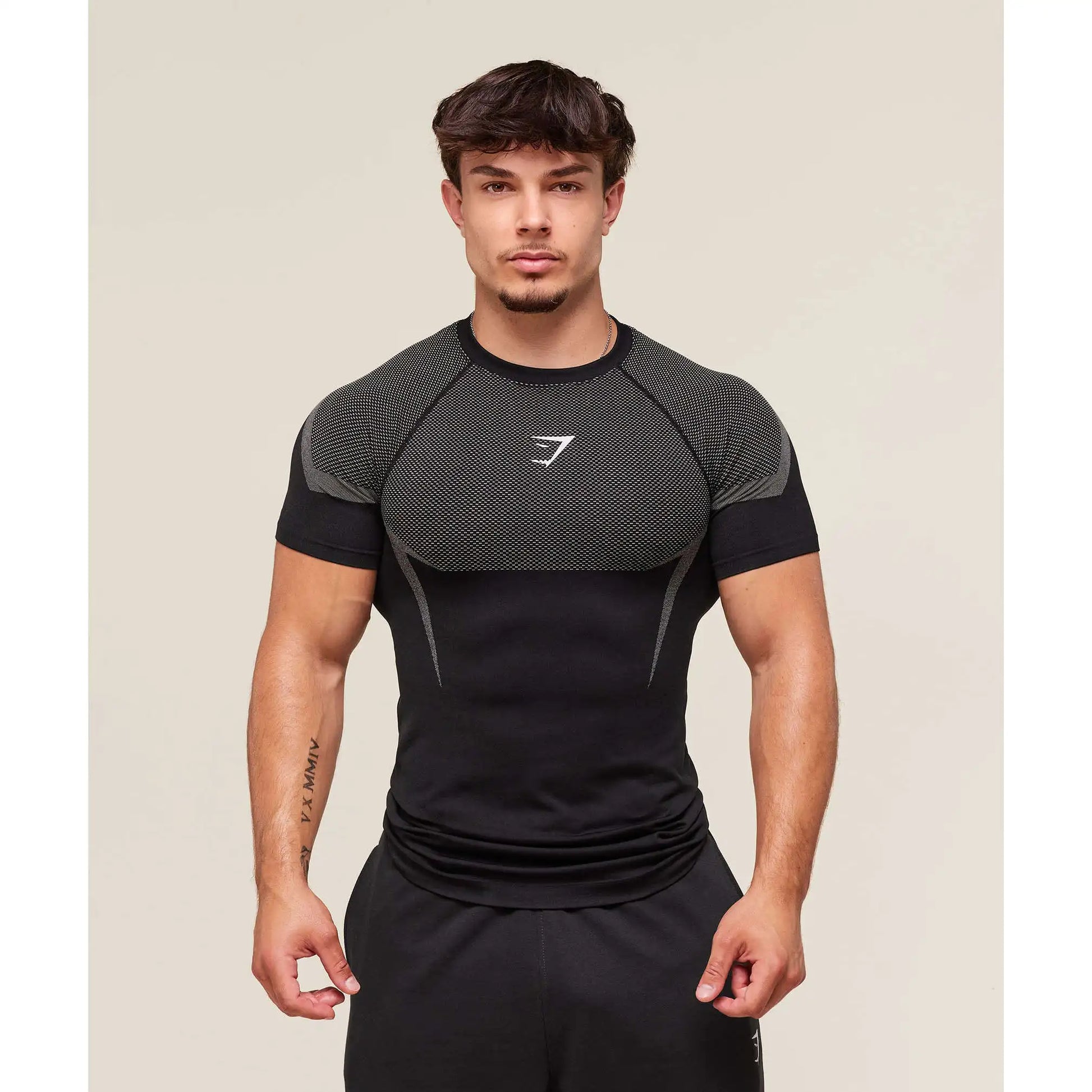2025 Superhero Fitn round Ne Qui Dry Tight T-irt Men's Casual Comfortable Breathable ort Sve Polyester Gym irt