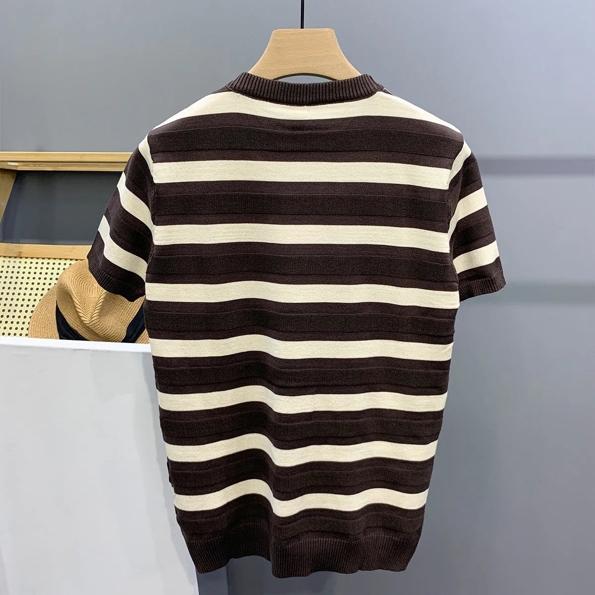 Black White Striped Knit Short Sleeves Men's Round Neck Summer Trendy Ice Silk T-shirt Men's Half Sleeve Body T-shirt