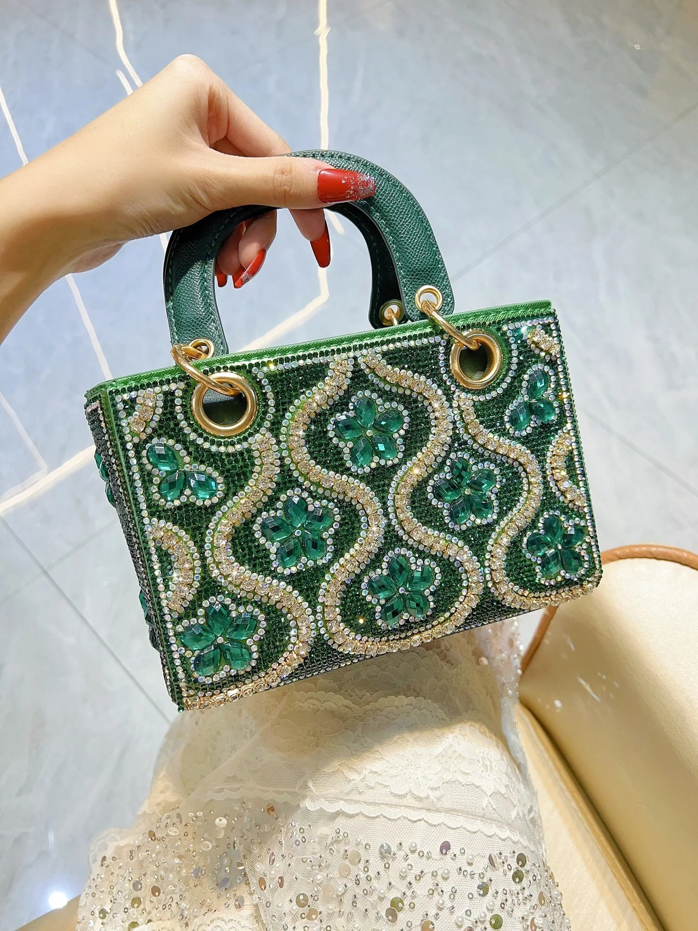 Handmade Light Luxury Women Evening Bag Handbag Shoulder Crossbody Dinner Bag shiney Diamond Decoration Fashion Women Party Bag