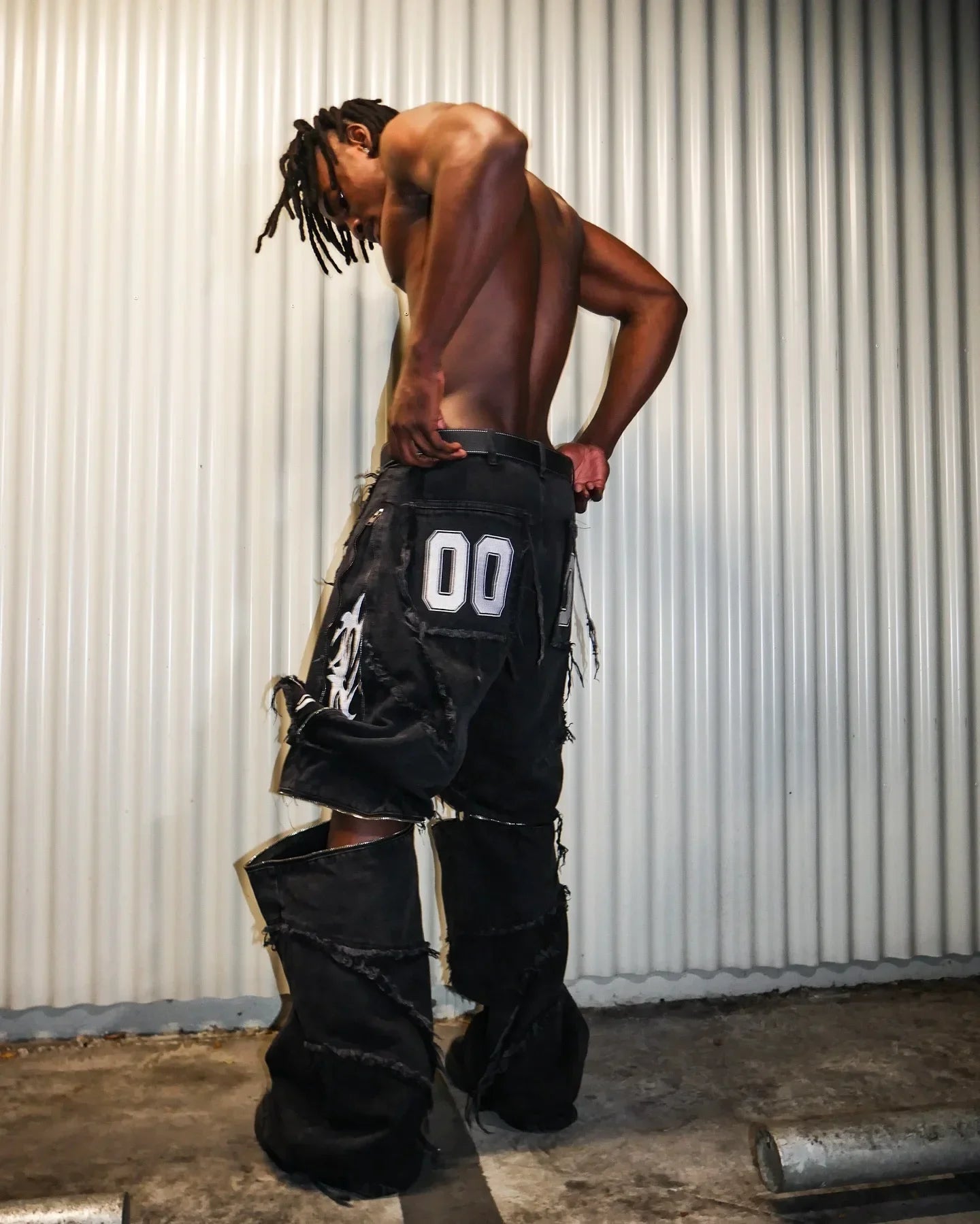 Y2k Patchwork Stripe Embroidery Fur Edge Jeans Fashion America Retro Zipper Splicing Baggy Jeans Punk Men Black Denim Pants