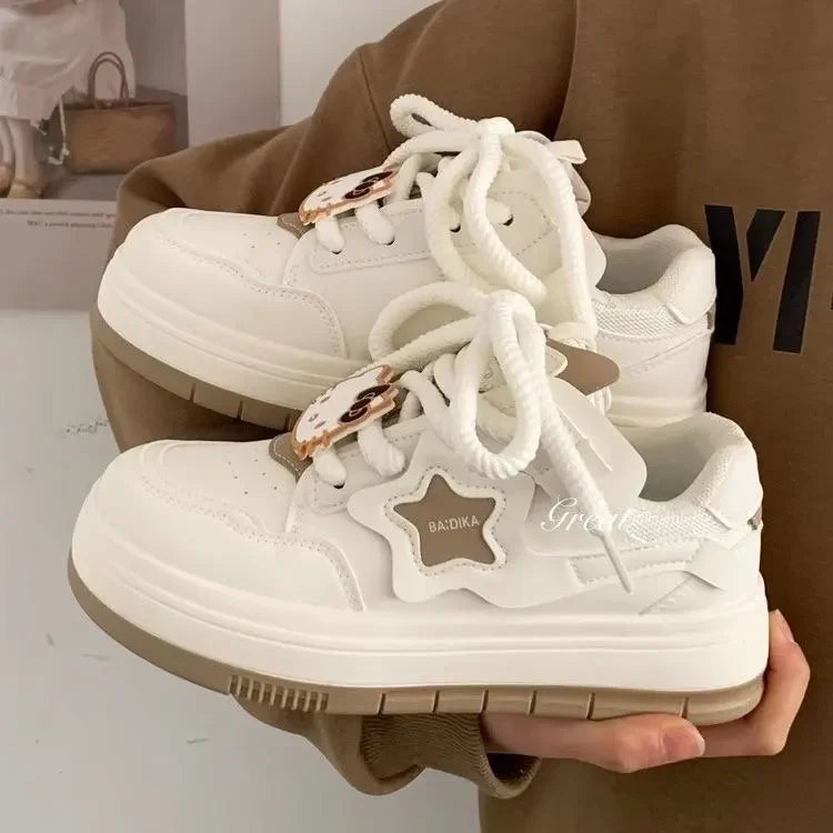 White Cake Star Board Shoes Women's Spring Autumn Thick Base Casual Sports Shoes 2024 New Korean Design Sensibility Niche