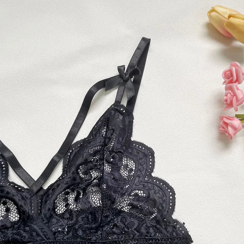 Fancy Erotic 3 Piece Luxury Underwear Erotic Lingerie Women Bra And Panty Garter Set Transparent Lace Bra Exotic Sets Sexy Kit