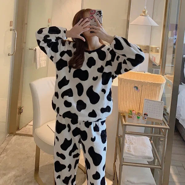 New Korean Style Loose-fit Thickened Sleepwear Coral Fleece Women's Autumn Winter Suit Cute Cow Print Flannel Homewear