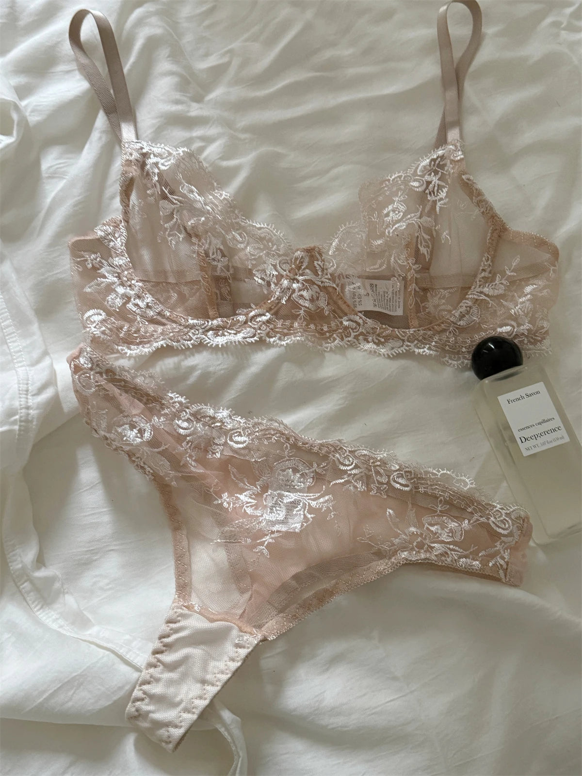 Exquisite flower embroidery lingerie women bras thin lace sexy upturned bra panty suit underwear female