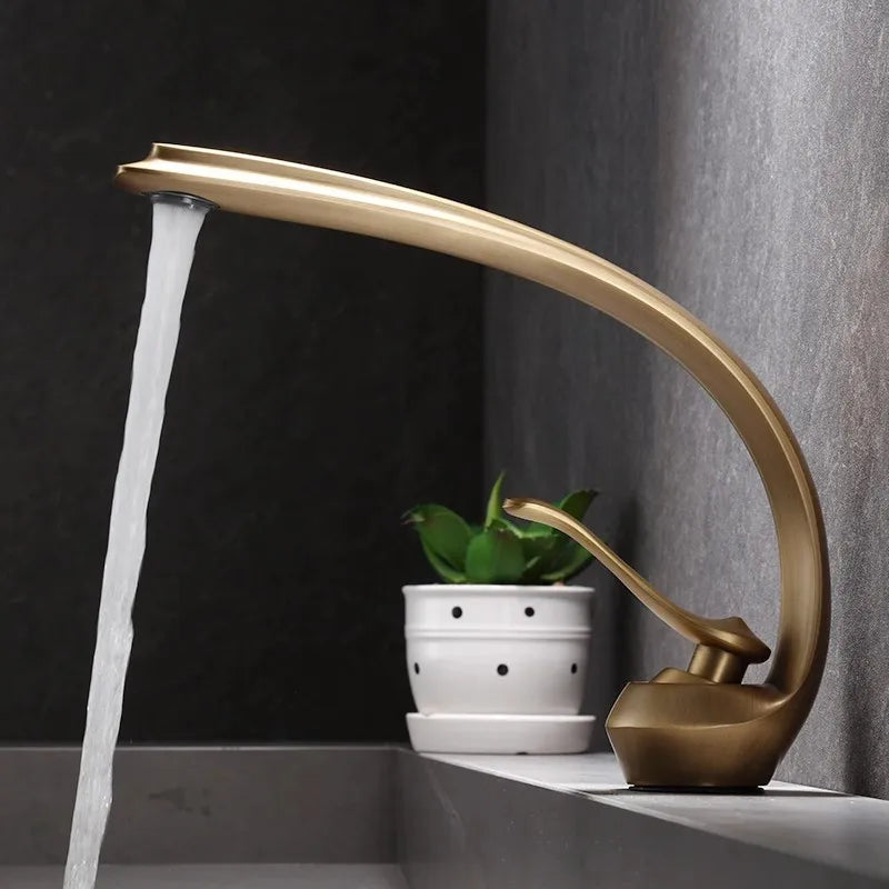 Antique Bronze Bathroom Faucet Brass Basin Faucets Hot & Cold Bathroom Sink Faucet Waterfall Lavotory Faucet Mixer Water Tap