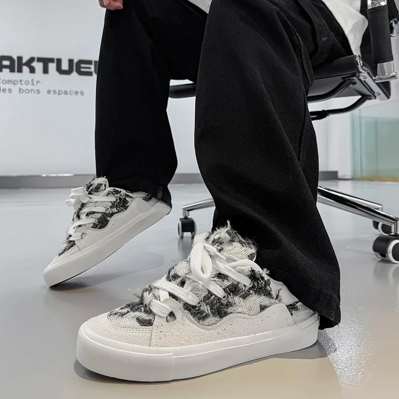 Casual shoes are trendy and versatile, classic night king white sneakers, skate shoes and dad shoes