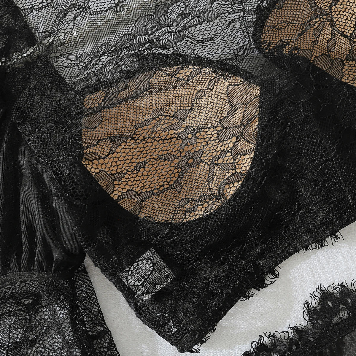 Sexy Ladies Luxury Bra Set Lace Nightclub Hollow See-through Hot Girl Slim Stockings Temptation Erotic Lingerie three-piece Set