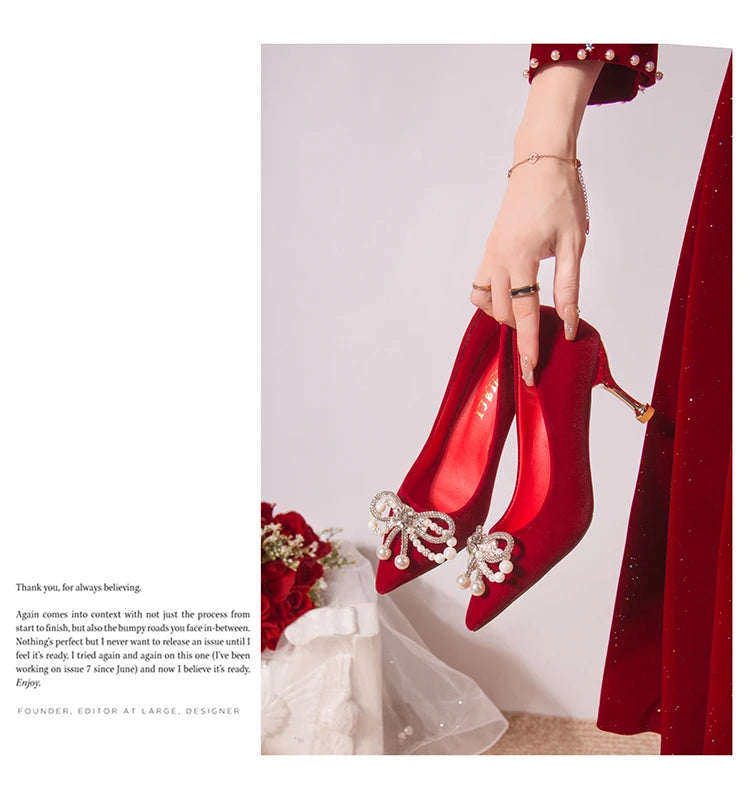 Wedding shoes bride shoes women new pearl thick heel shallow mouth pointed Xiuhe main wedding dress not tired foot single shoes