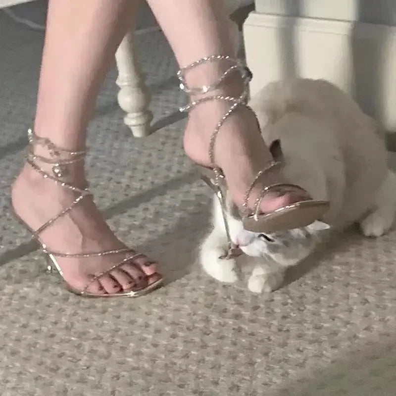 2024 Summer New Women's Sandals Sexy Spaghetti Straps High Heels Crystal Embellished Roman Shoes Trendy Square Toe Design