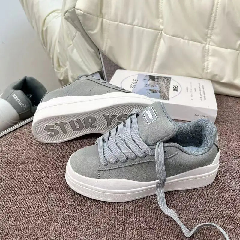 Spring 2005 Women's New High Quality Casual Sports Skateboard Shoes Ins Retro Student Thick Solemn Bread Shoes Soft Comfortable