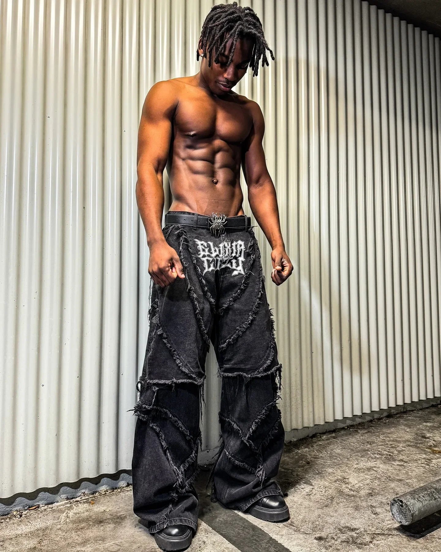 Y2k Patchwork Stripe Embroidery Fur Edge Jeans Fashion America Retro Zipper Splicing Baggy Jeans Punk Men Black Denim Pants