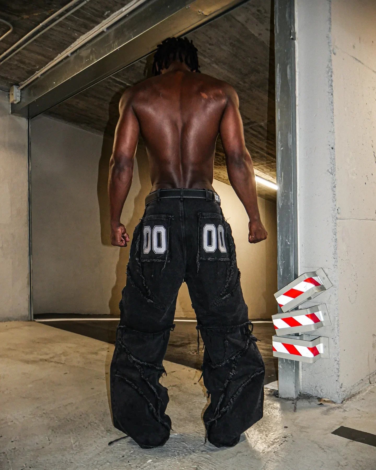 Y2k Patchwork Stripe Embroidery Fur Edge Jeans Fashion America Retro Zipper Splicing Baggy Jeans Punk Men Black Denim Pants