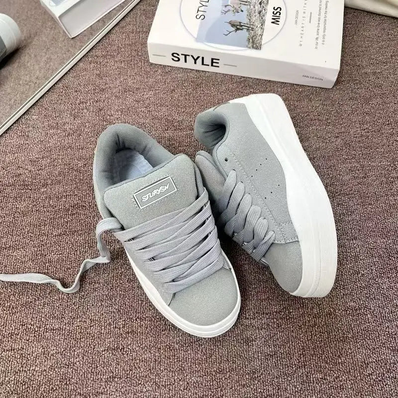 Spring 2005 Women's New High Quality Casual Sports Skateboard Shoes Ins Retro Student Thick Solemn Bread Shoes Soft Comfortable