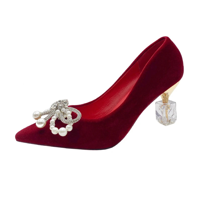 Wedding shoes bride shoes women new pearl thick heel shallow mouth pointed Xiuhe main wedding dress not tired foot single shoes