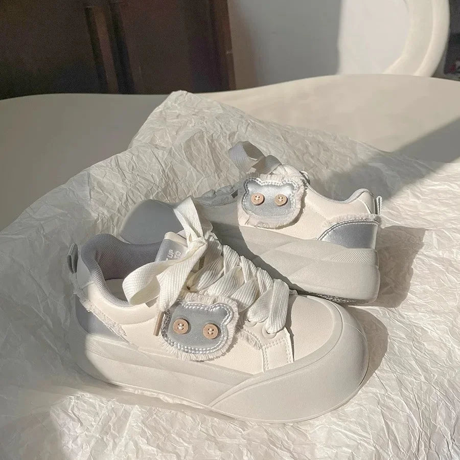 Spring Women's Dopaamine Board Shoes Versatile Thick Bottom Bread Style Casual Chic Sneakers Rubber Outsole Anti-Slip Synthetic