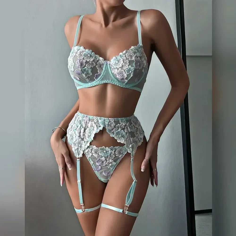2025 New Erotic Set See-Through Embroidered Sexy Eyelash Lace Body Shaping Lingerie Four-Piece Set Women Onlyfan