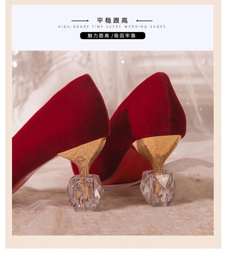 Wedding shoes bride shoes women new pearl thick heel shallow mouth pointed Xiuhe main wedding dress not tired foot single shoes