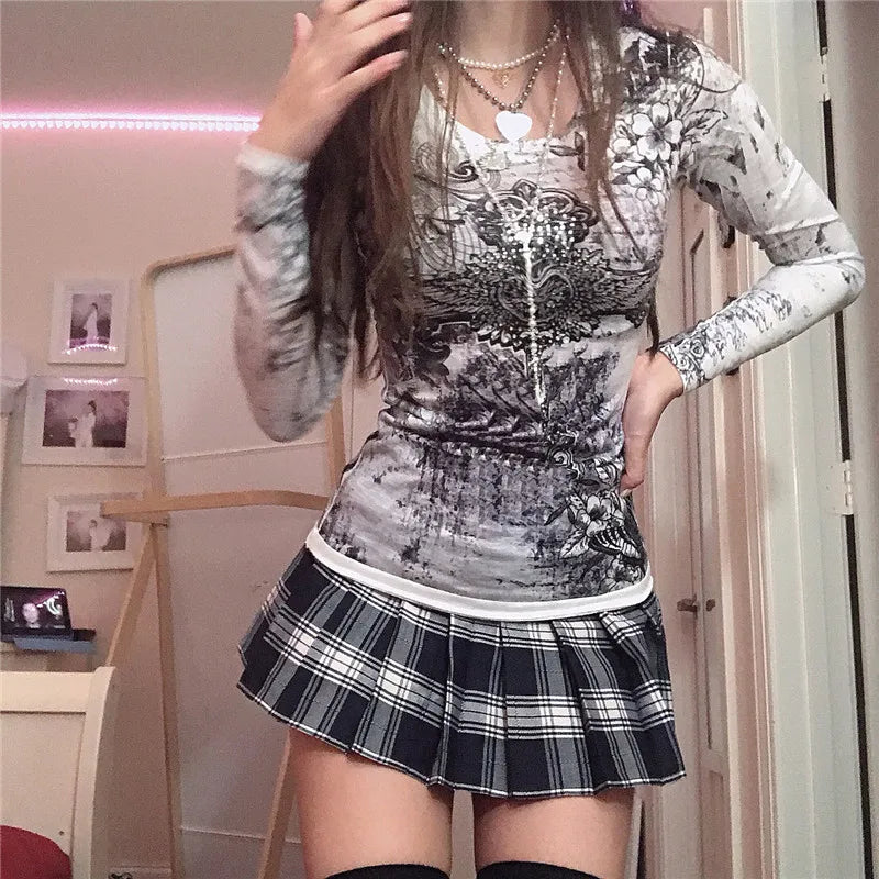 Y2K Grunge Cyber Mall Goth Thermal T-shirt Skulls Graphic Print Long Sleeve Pullovers Tops Women 90s Vintage Aesthetic Tees