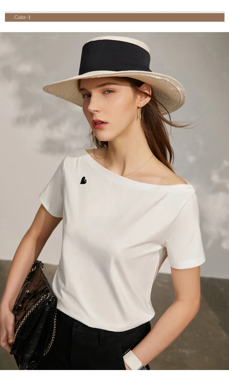 AMII Minimalism T-shirt Women 2023 Spring New Petite Niche Design All-match Office Lady Slash Neck Loose Embroidery Top 12342274