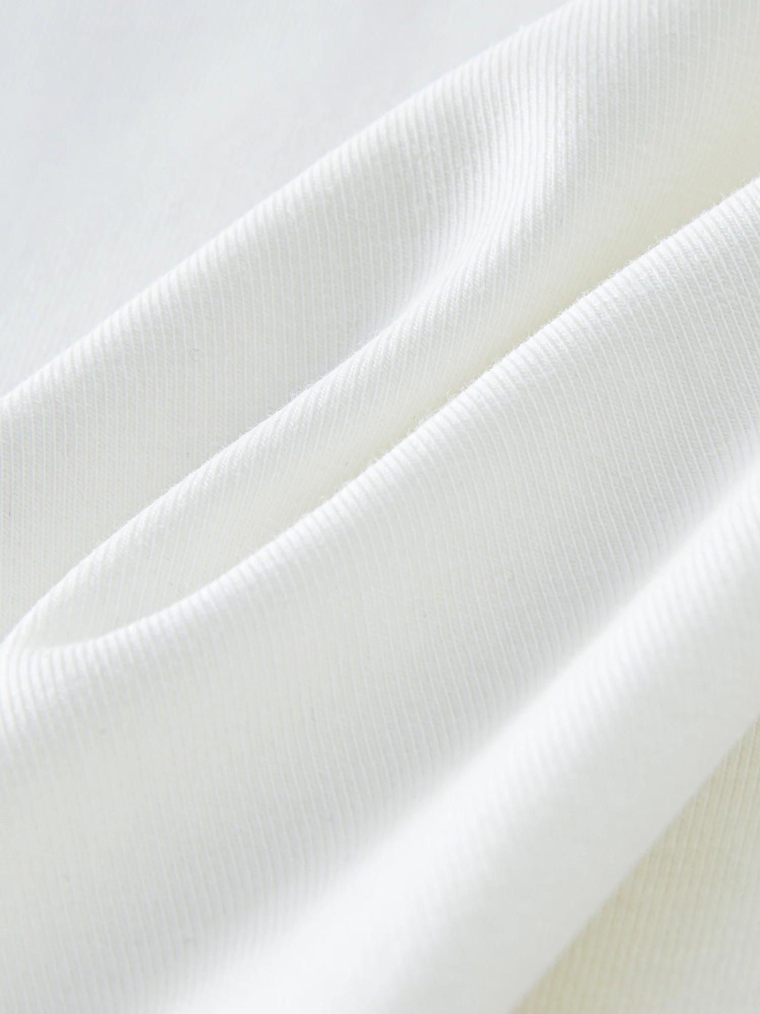 FSLE MInimalism Style Pink Straight Shoulder Short-sleeved T-shirt for Women 2025 Summer New Slim Fit Round Neck Top 25FS12113