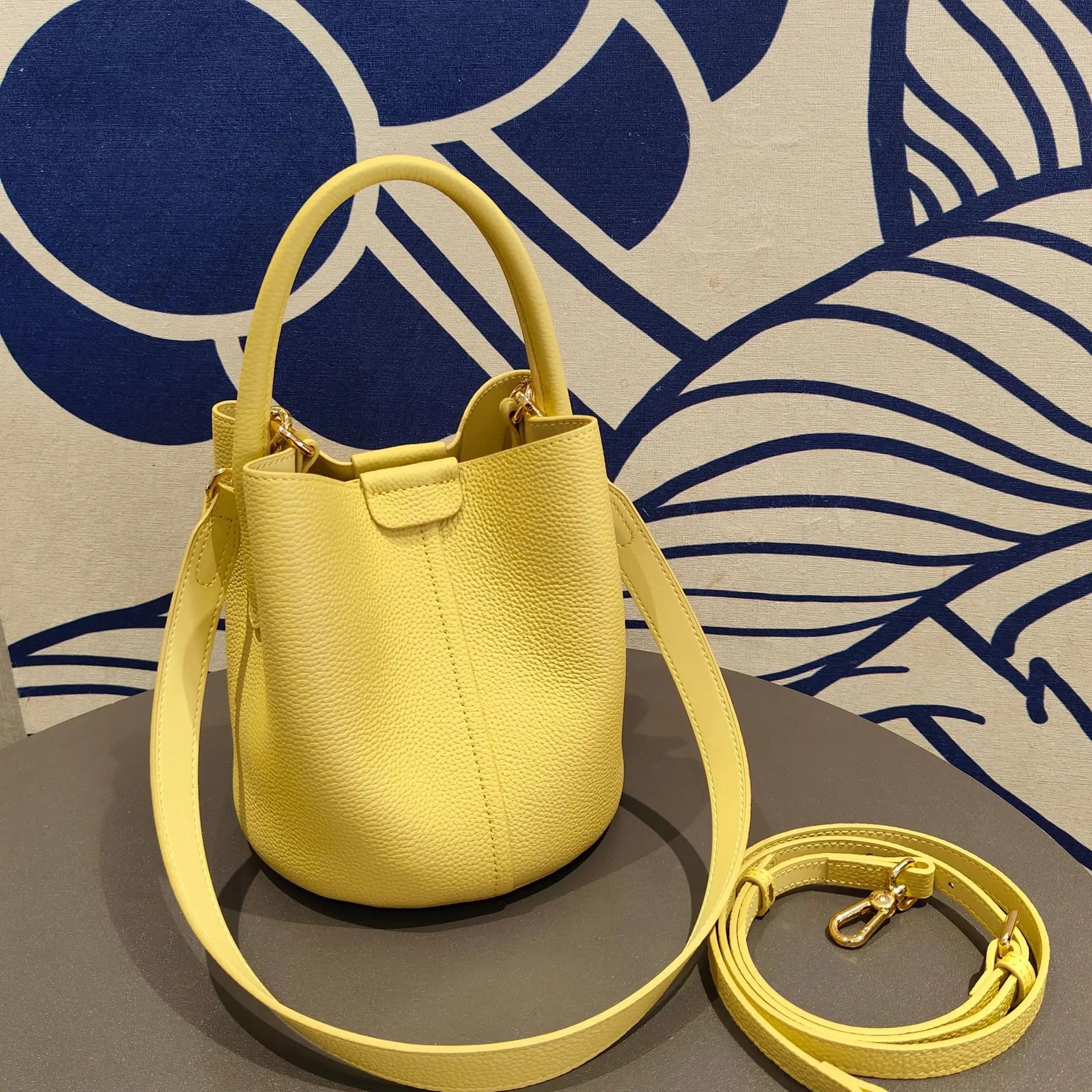 Noble Lavender Purple Round Bucket Tote Small Elegant Cowhide Leather Women's Shoulder Crossbody Bag Fashion Ladies Hand Bag