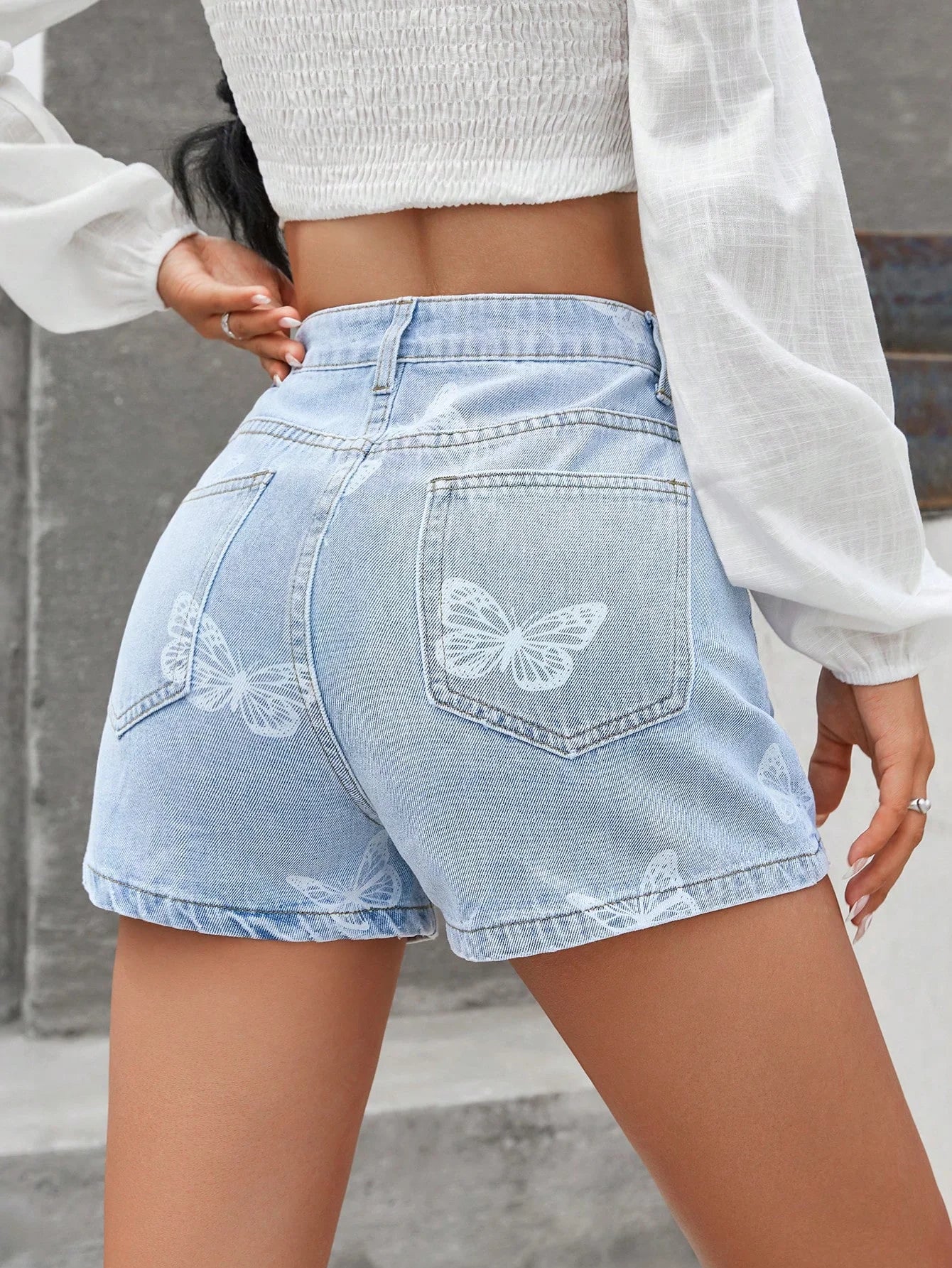 Women Fashion Pleated Hem Denim Shorts Summer Straight-Leg Butterfly Print Jeans Shorts with Button Zipper Pockets-Casual Style