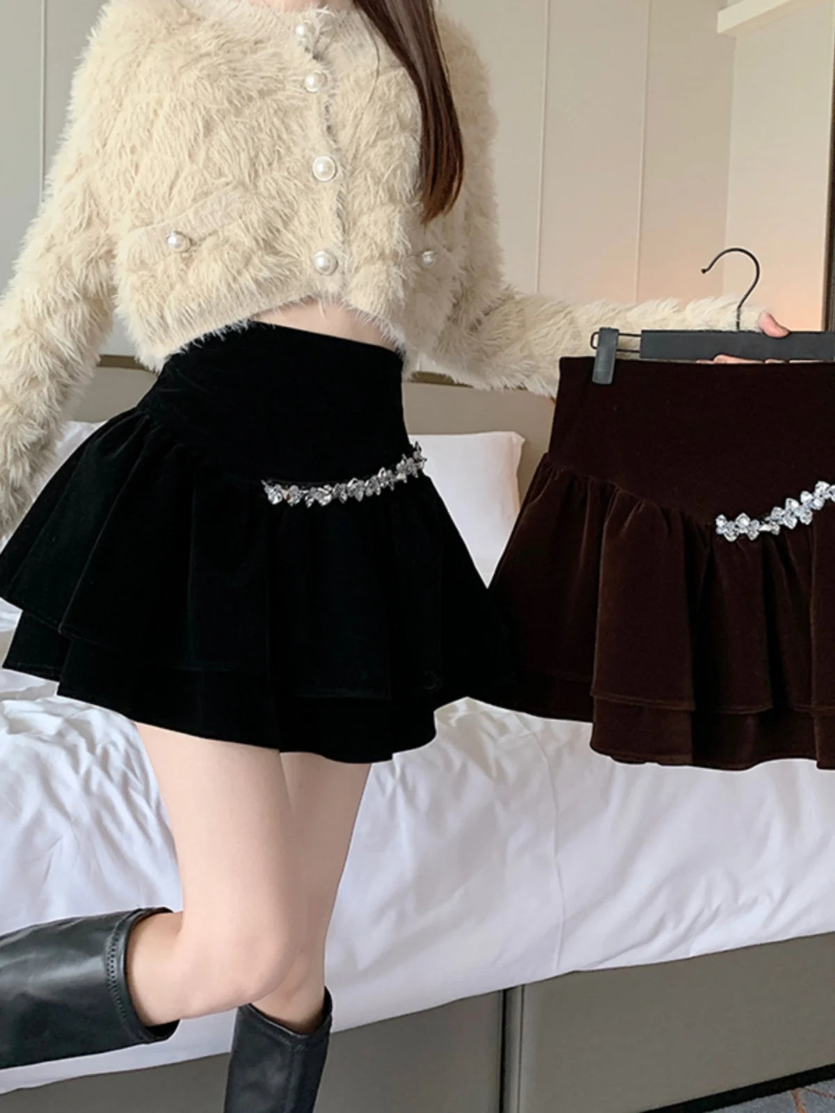 Bla Velvet Cake f Skirt Women's Autumn Winter High Waist A-Line Fluffy ort Skirt Small Size Pleated f Skirt
