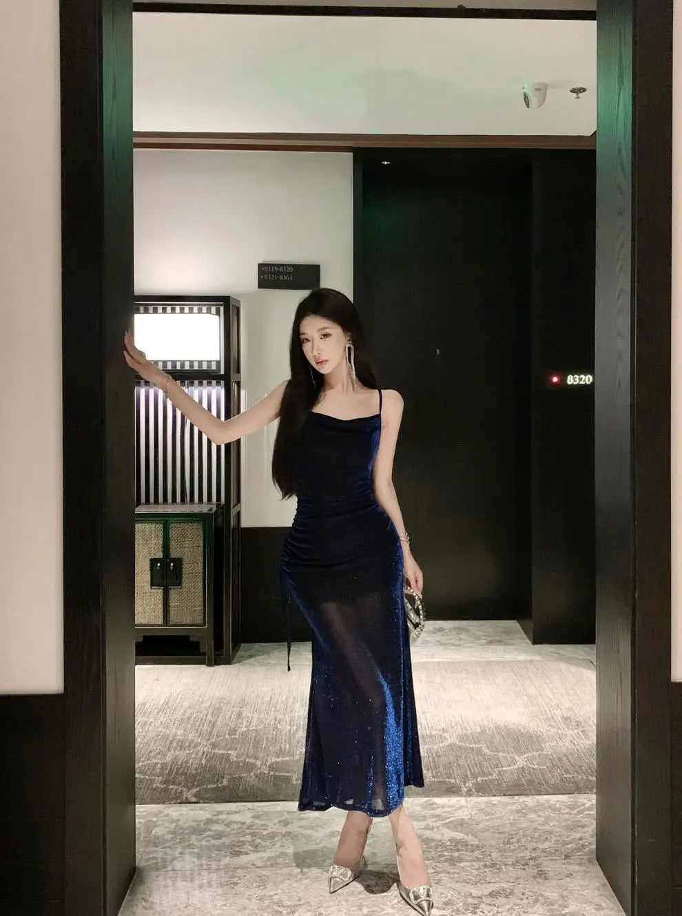 Starlight Sexy Swinging Collar Strap Dress, Mid to Long, Waist Tight, Slim and High End Beach Dress