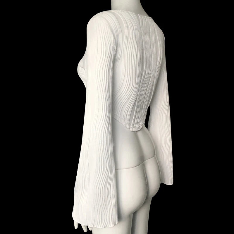 Long Sleeve Women Textured Crop Tops Fashion Scoop Neck Hanky Hem Solid Color Short Slim Fit T-Shirt Female Streetwear