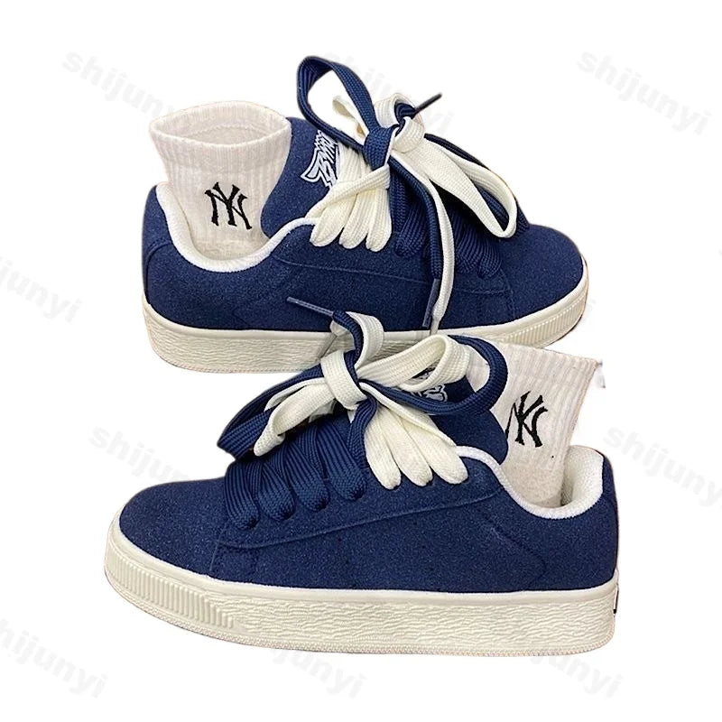 2025 Spring New Casual Couple Casual Shoes Retro Chic Versatile Youth Trend Breathable Height Increasing Sports Skateboard Shoes