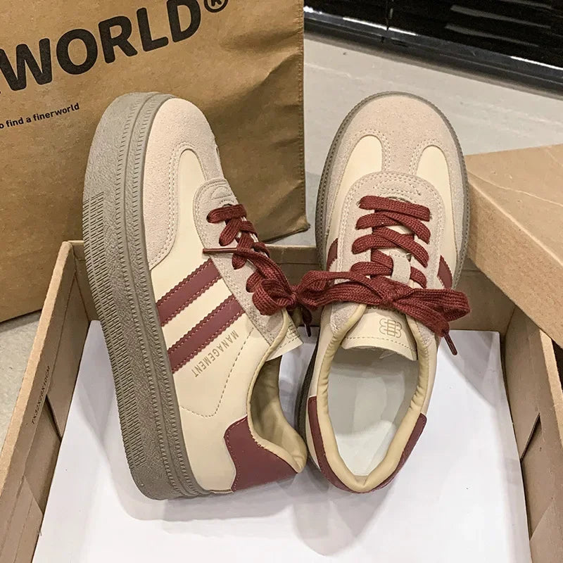 Women's Casual Sports Shoes Spring New Style Versatile Lightweight Lace-Up Mesh Thick Bottom Foot-Extending Dad Sneakers