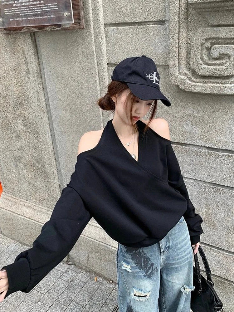 Zoki Sexy Halter Sweatshirt Women Streetwear Off Shoulder V Neck Pullovers Vintage Loose Backless Design Female Korean Tops New