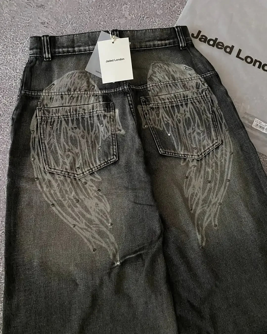 Harajuku Popular Knee Length Denim Shorts Retro Rivet Design Wing Pattern Jeans Y2K Men Women Fashion Punk Loose Wide Leg Pants