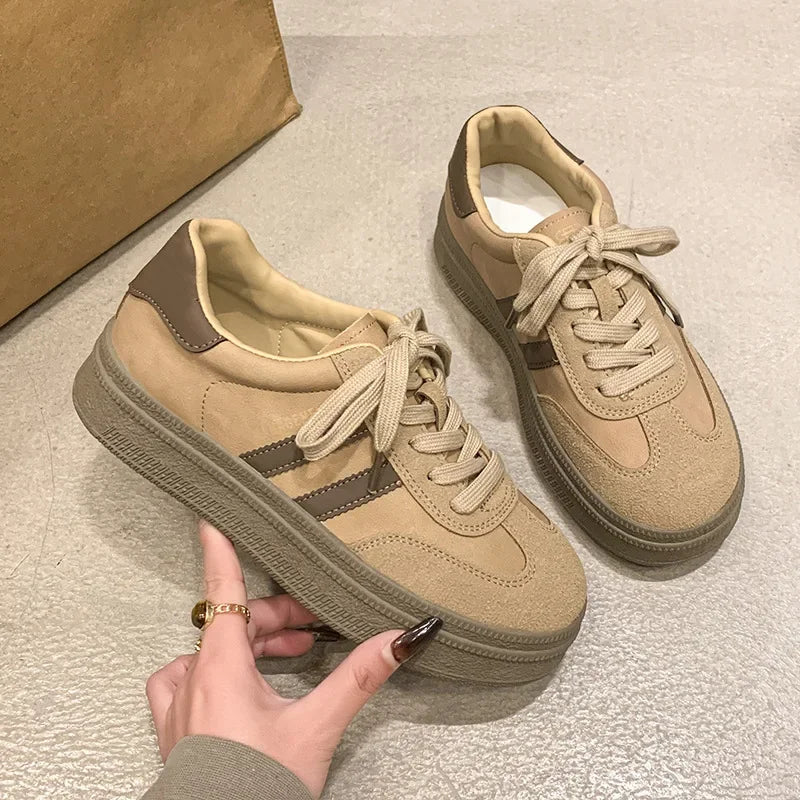 Women's Casual Sports Shoes Spring New Style Versatile Lightweight Lace-Up Mesh Thick Bottom Foot-Extending Dad Sneakers