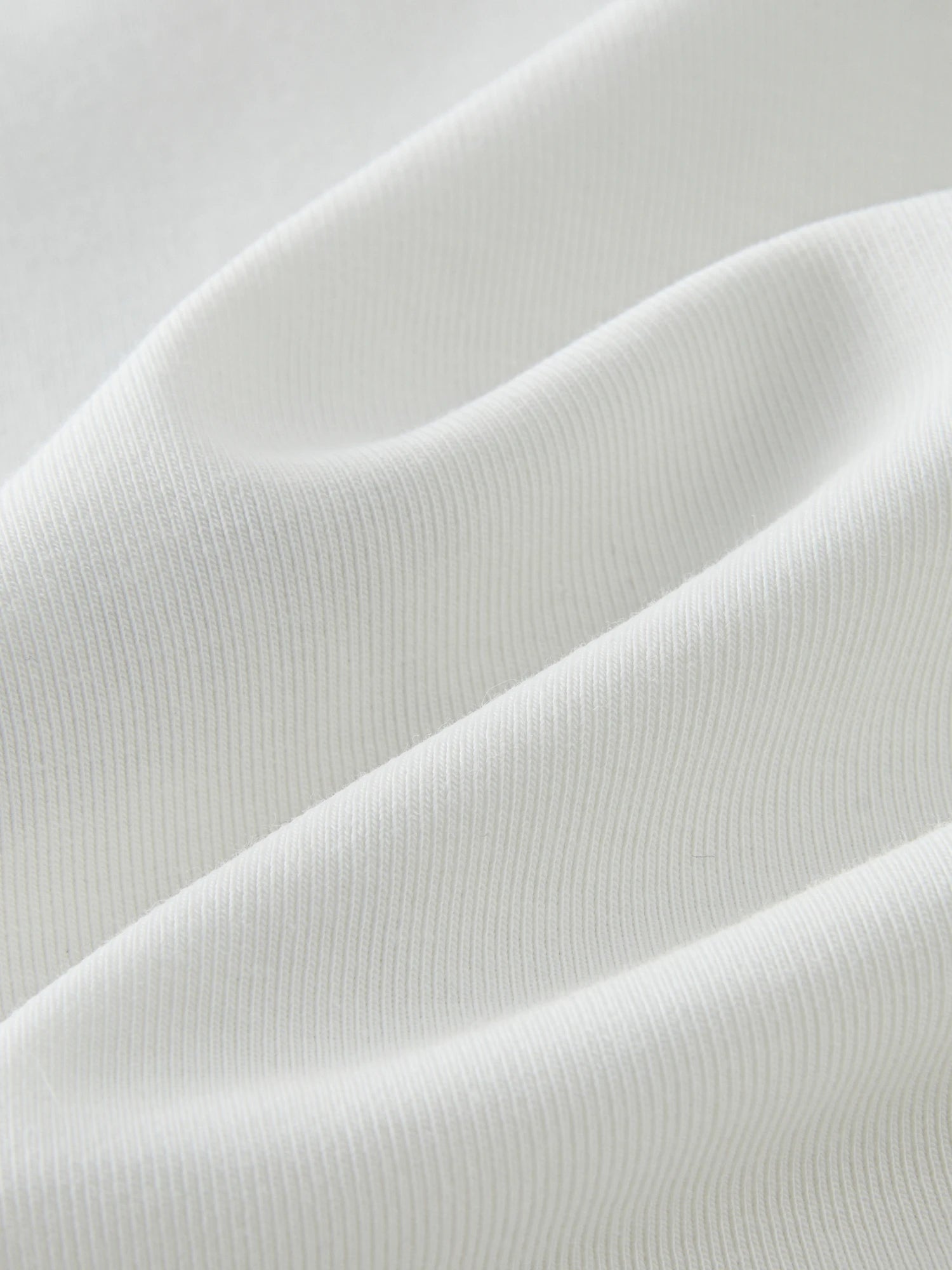 FSLE 2025 Summer Sporty Cropped Jersey Tee Petite Racerback Gym to Street Y2K Aesthetic Breathable Split Hem Reflective Trim