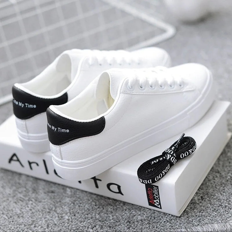 Small White Shoes Female Korean Version of the Hundred with Four Seasons Leather Casual Shoes Breathable Women's Board Shoes