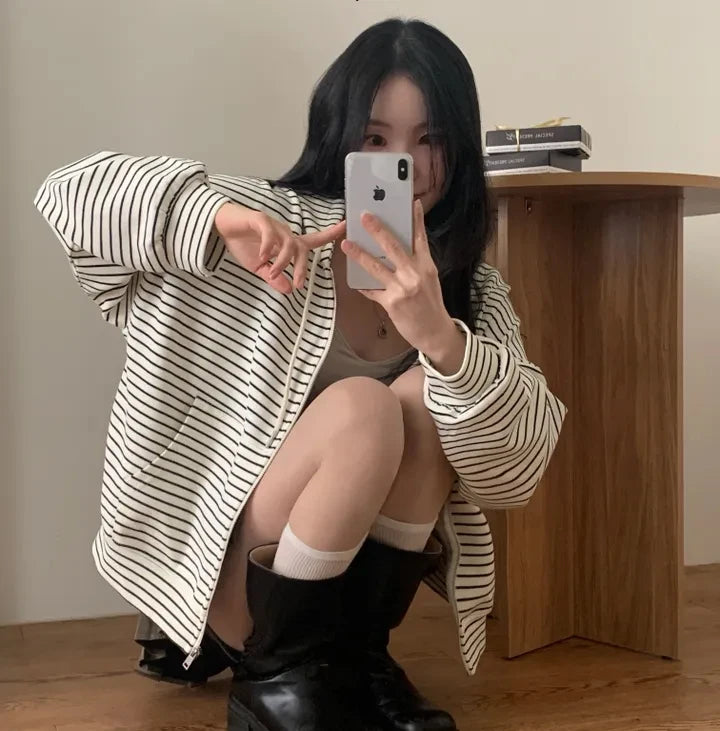 Spring 2025 Women's Chic Loose Casual Lazy Sle Striped Hooded Jaet with ket Open Cardigan Sweatirt Comfortable Fit