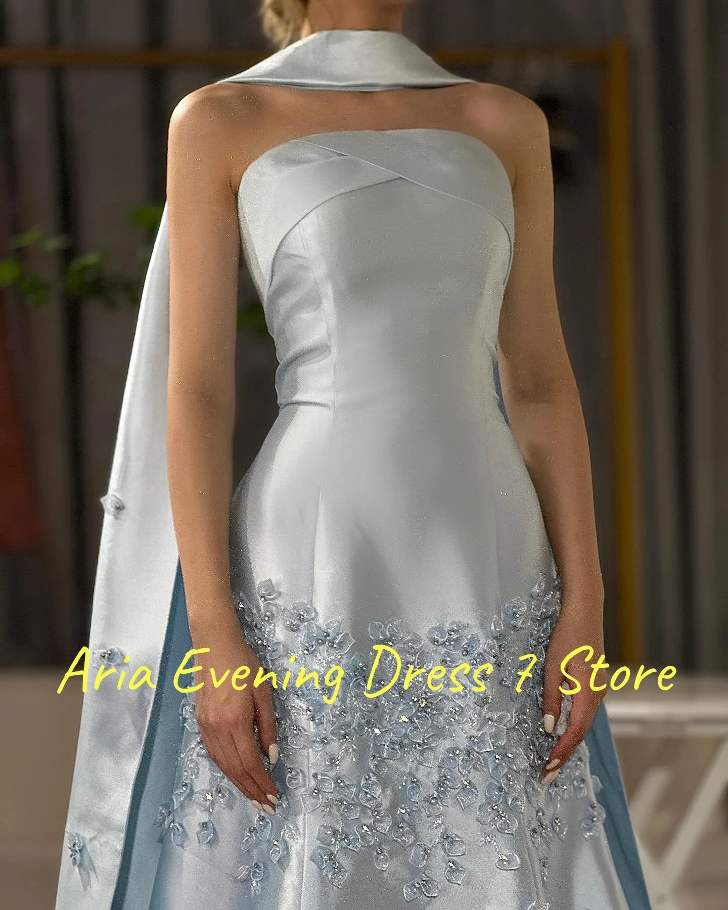 Customized Fashion Satin Crystal Pearls Evening Dresses High Quality Strapless Celebrity Gowns Custom Made Vestido De Noche