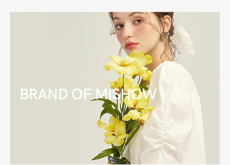 MISHOW Casual Graffiti T-shirt Women Summer 2025 Short Sleeve Round Neck Loose Shirts Female New Fashion Tops Lady MXE15T0475