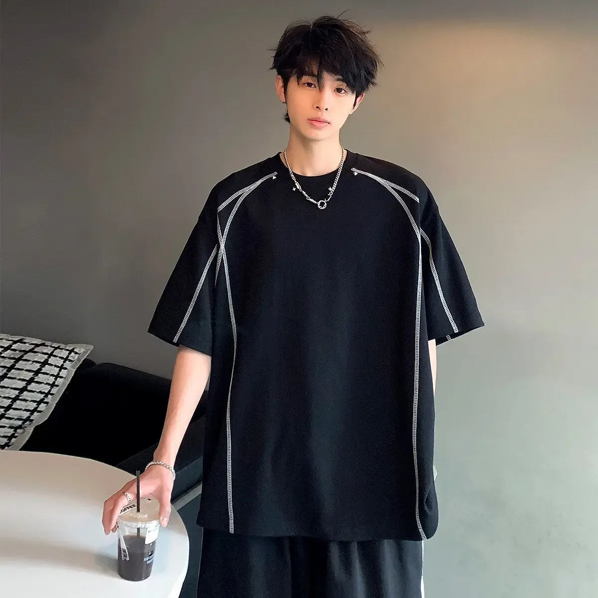 Baggy Male Tees Shirts Black Plain Five-point Sleeve Men's T-shirt Luxury High Quality Aesthetic Clothing Y2k Tops Fashion Party
