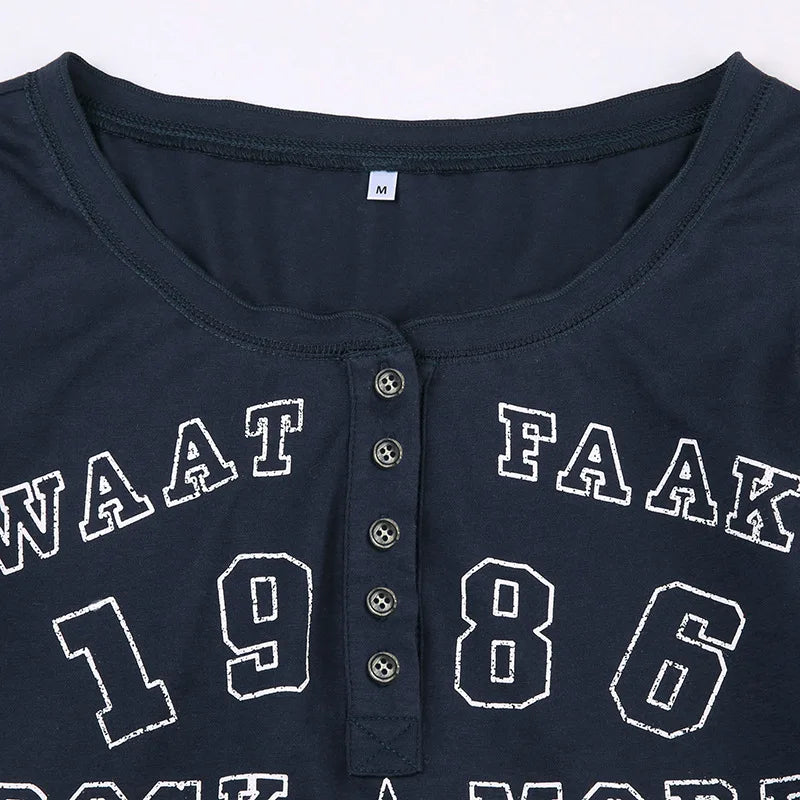 Black T-shirt Women Autumn Letter Print Streetwear Long Sleeves O-Neck Bodycon Sexy Top Button Fashion Casual Slim Tees Female