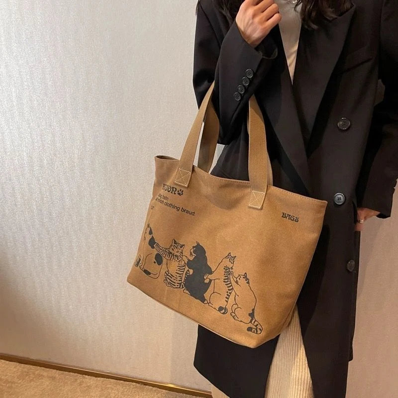 Women's Canvas Tote Bag Fashionable Spacious Durable Shoulder Bag with Zipper Closure and Classic Design Perfect for Work