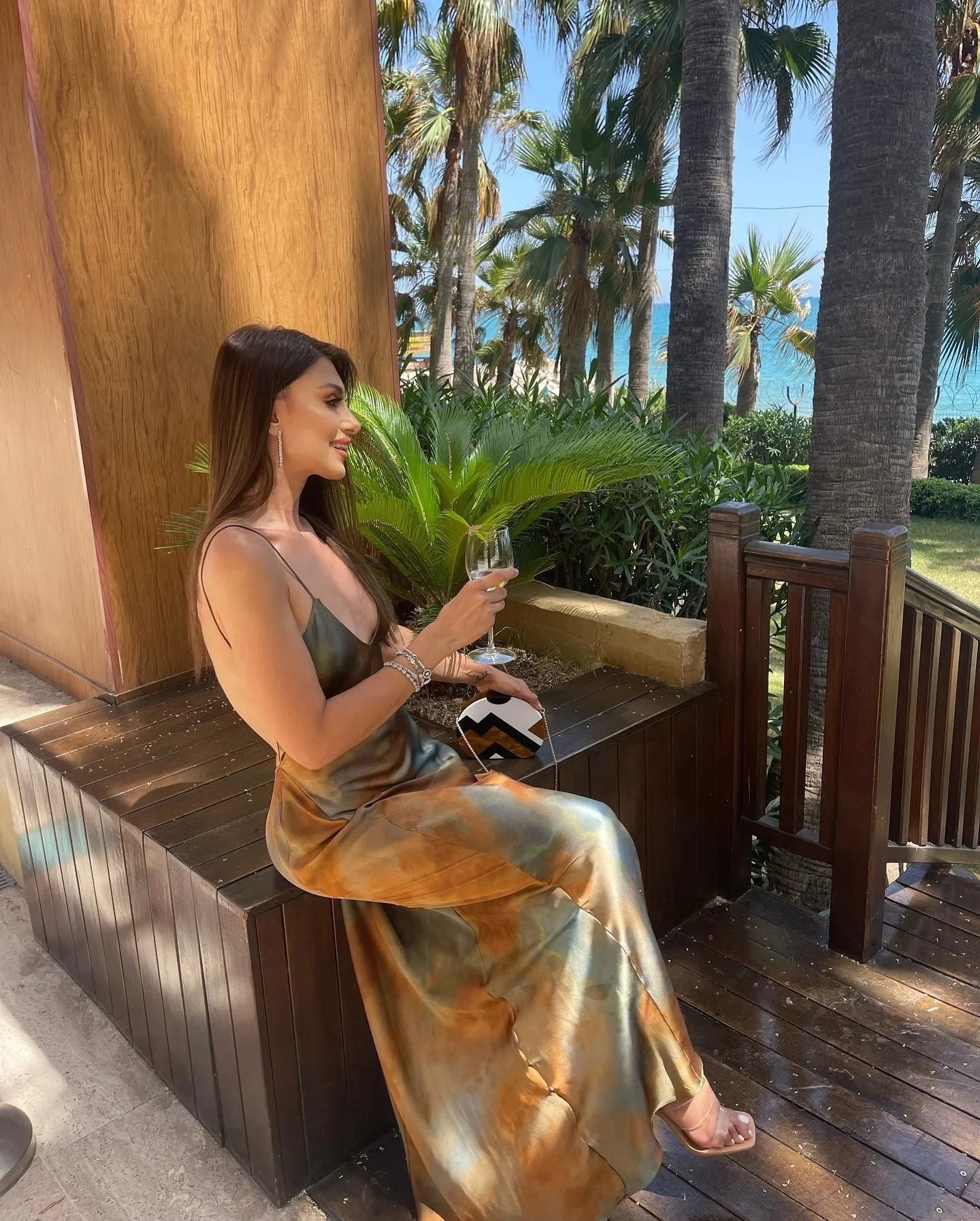 Elegant Sexy Long Dress New 2023 Design V-neck Open Back Rainbow Printing Tank Dress For Women Cross-border European Style