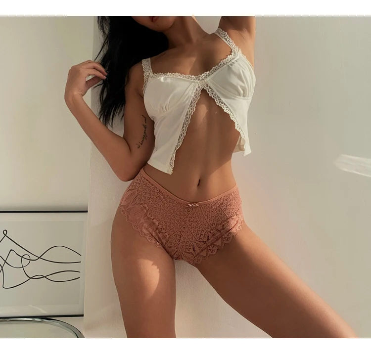 Sexy Panties For Women Low Waist Underwear Transparent Lace Briefs Breathable Soft Lingerie Female Underpants Sexy Woman's Panty