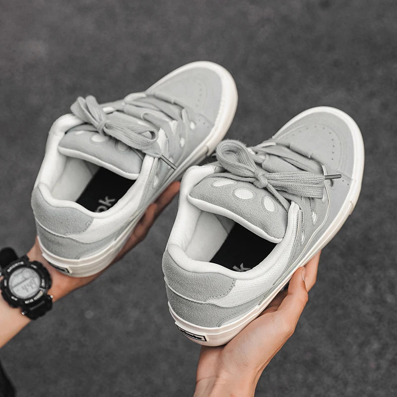 2025 trend men's casual shoes small white shoes board shoes Daddy shoes size