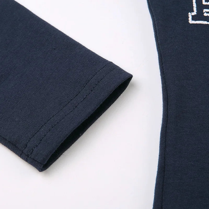 Black T-shirt Women Autumn Letter Print Streetwear Long Sleeves O-Neck Bodycon Sexy Top Button Fashion Casual Slim Tees Female